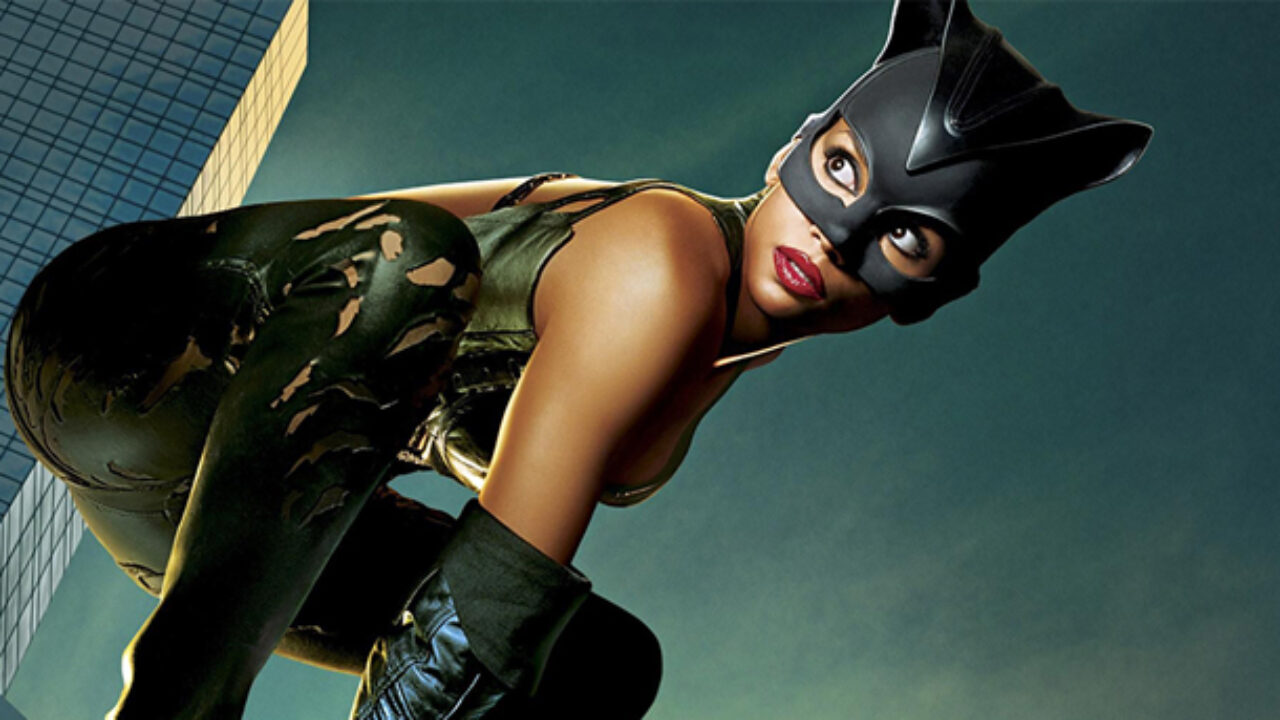 Halle Berry crafts the purrfect shout-out to new Catwoman, Zoe Kravitz