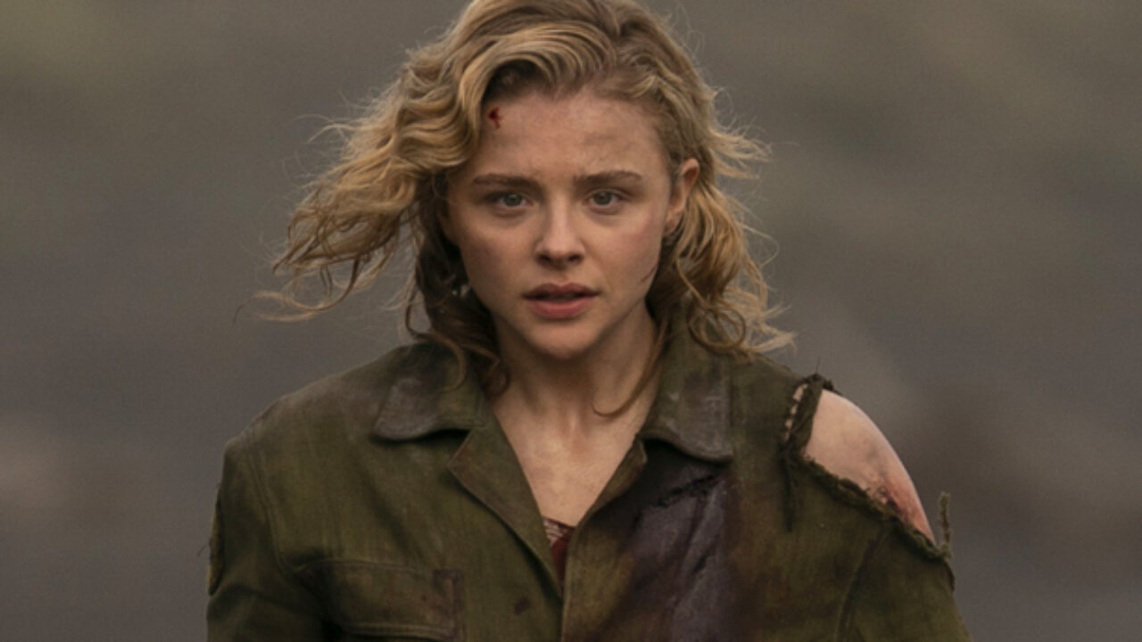 Shadow in the Cloud' review: Chloë Grace Moretz, action hero - Los