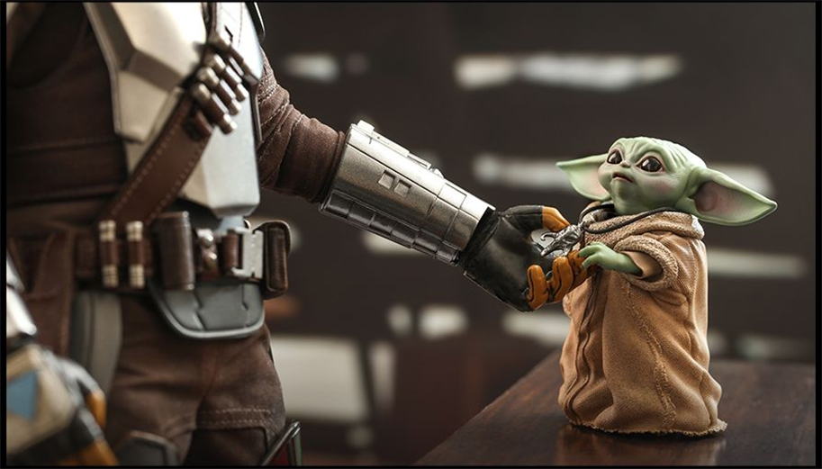 The Mandalorian & Baby Yoda get the Hot Toys 1/6th scale treatment