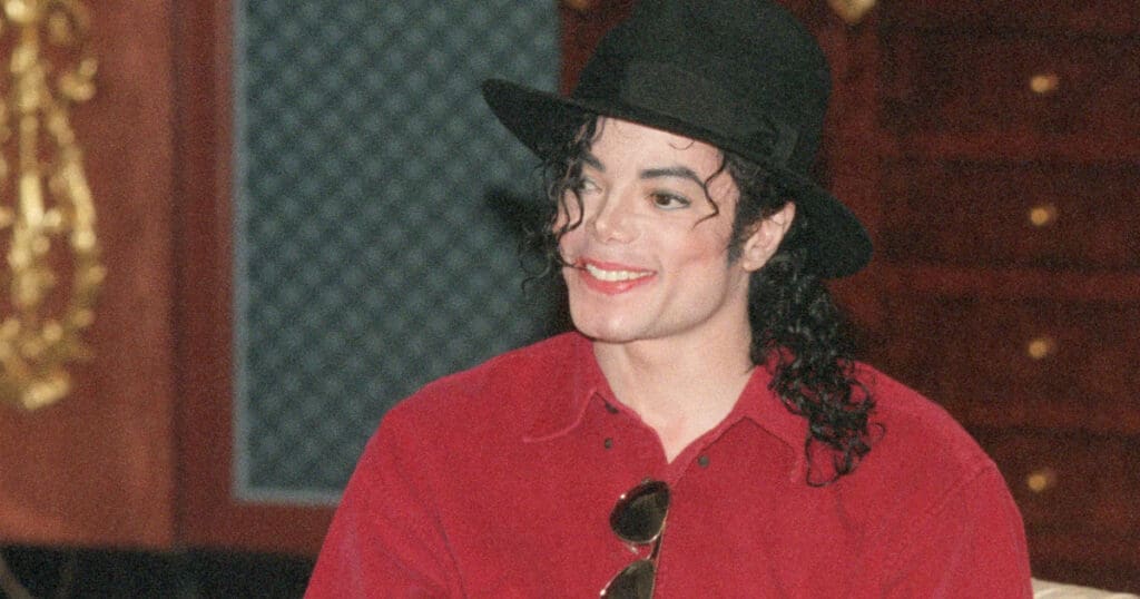 Michael Jackson Costume - Heaven For King of Pop Fans