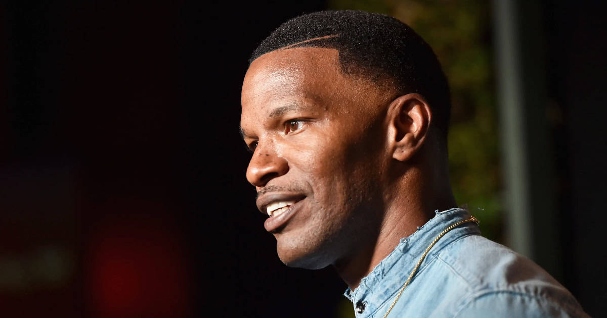 Jamie Foxx will open up about “serious health scare” in one-man show