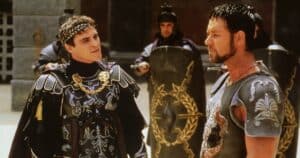 russell crowe, joaquin phoenix