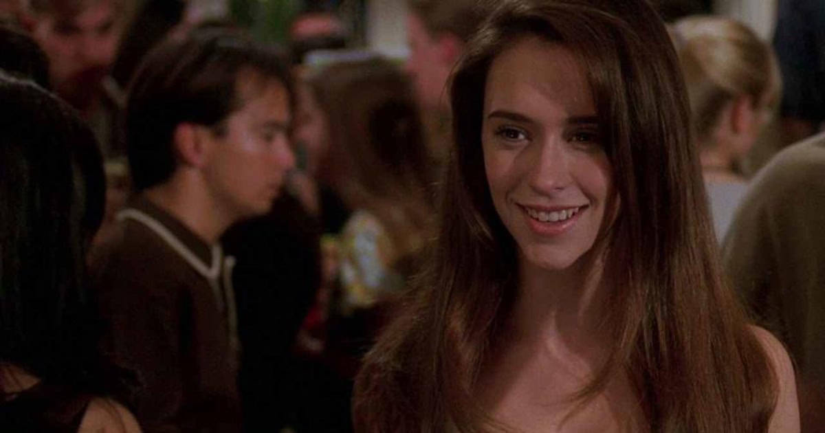 Jennifer Love Hewitt merefleksikan menjadi simbol seks tahun 90 -an