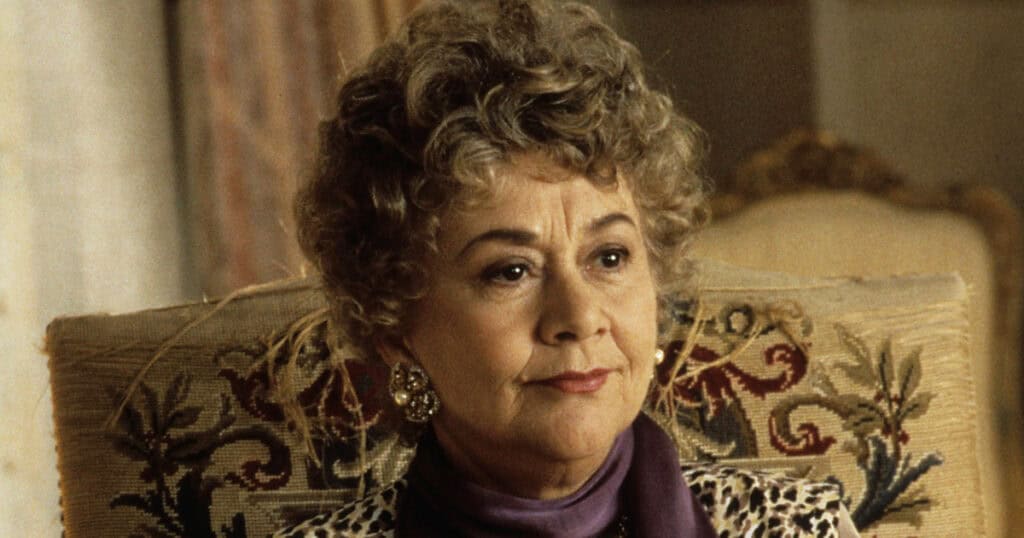 Joan plowright